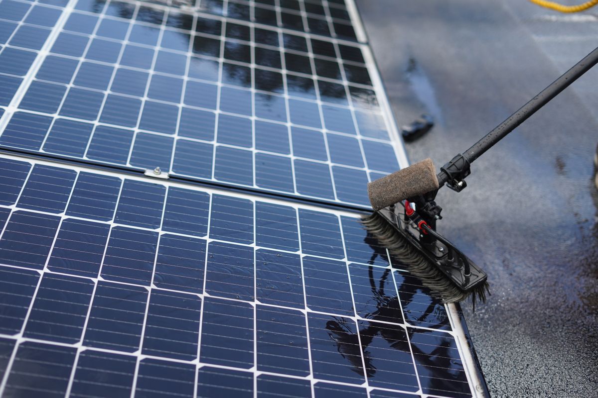 Zonnepanelen reinigen in Sint-Niklaas
